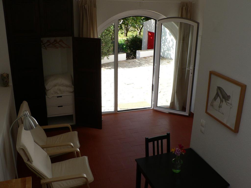 הוילה São João do Estoril Casa Do Hibisco מראה חיצוני תמונה