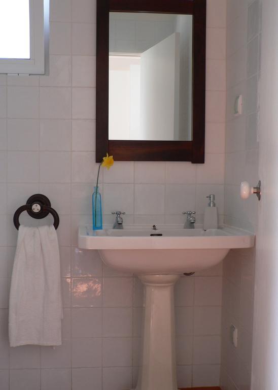 הוילה São João do Estoril Casa Do Hibisco מראה חיצוני תמונה